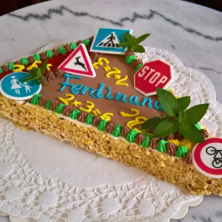 Motivtorte Schulanfang